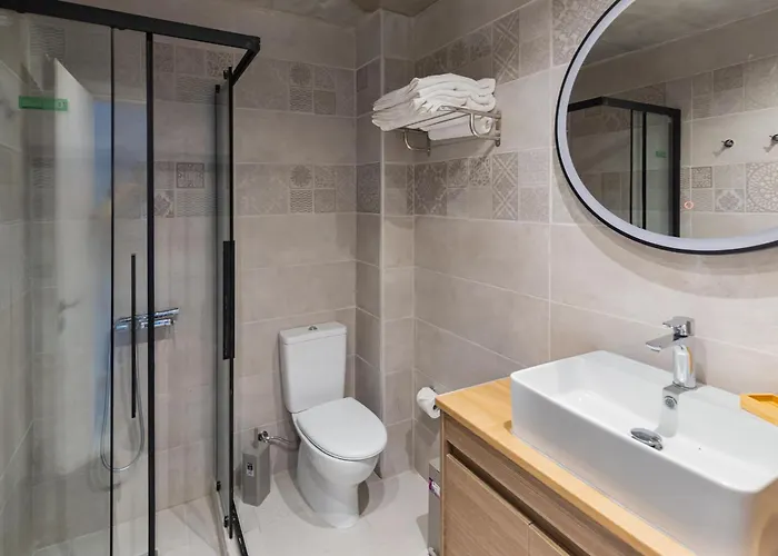 Rhodes Center شقة *