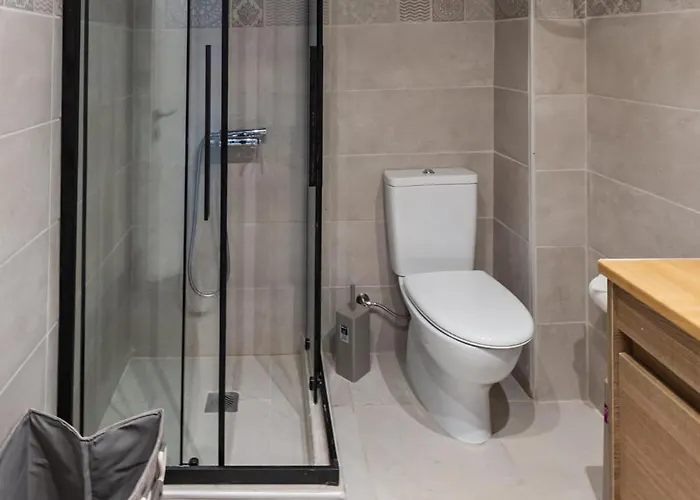 Rhodes Center * Rhodes City